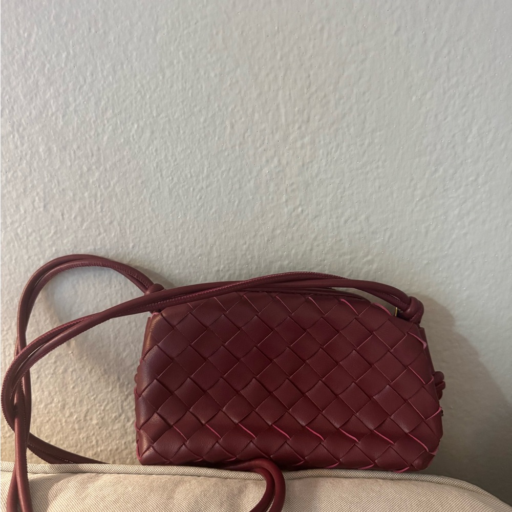 Amazon Woven Crossbody Bag - Deep Red